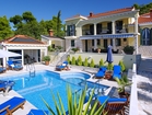 Luxusvilla Korcula - Pool mit Jacuzzi